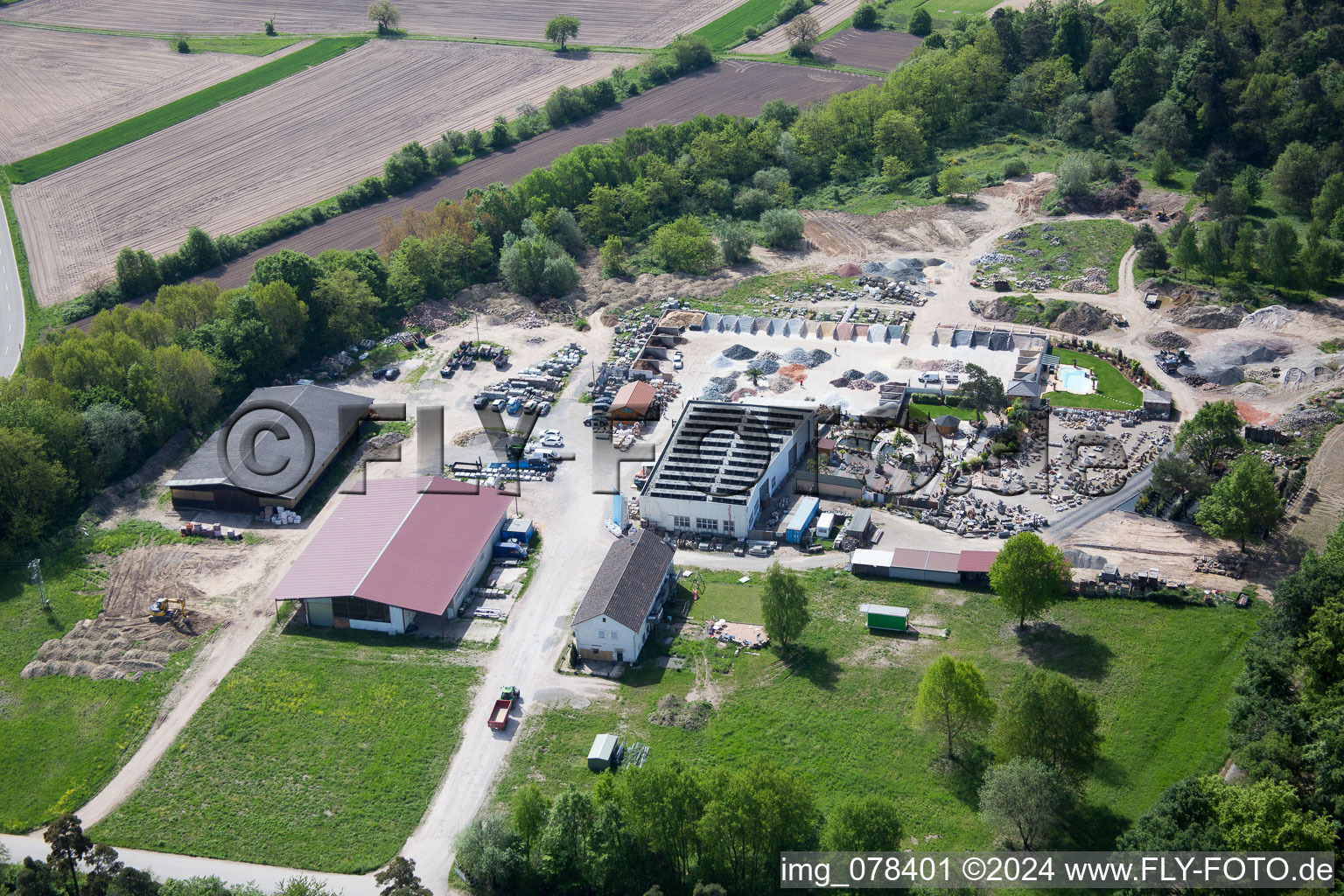 Aménagement paysager et jardin du Palatinum à Hagenbach dans le département Rhénanie-Palatinat, Allemagne hors des airs