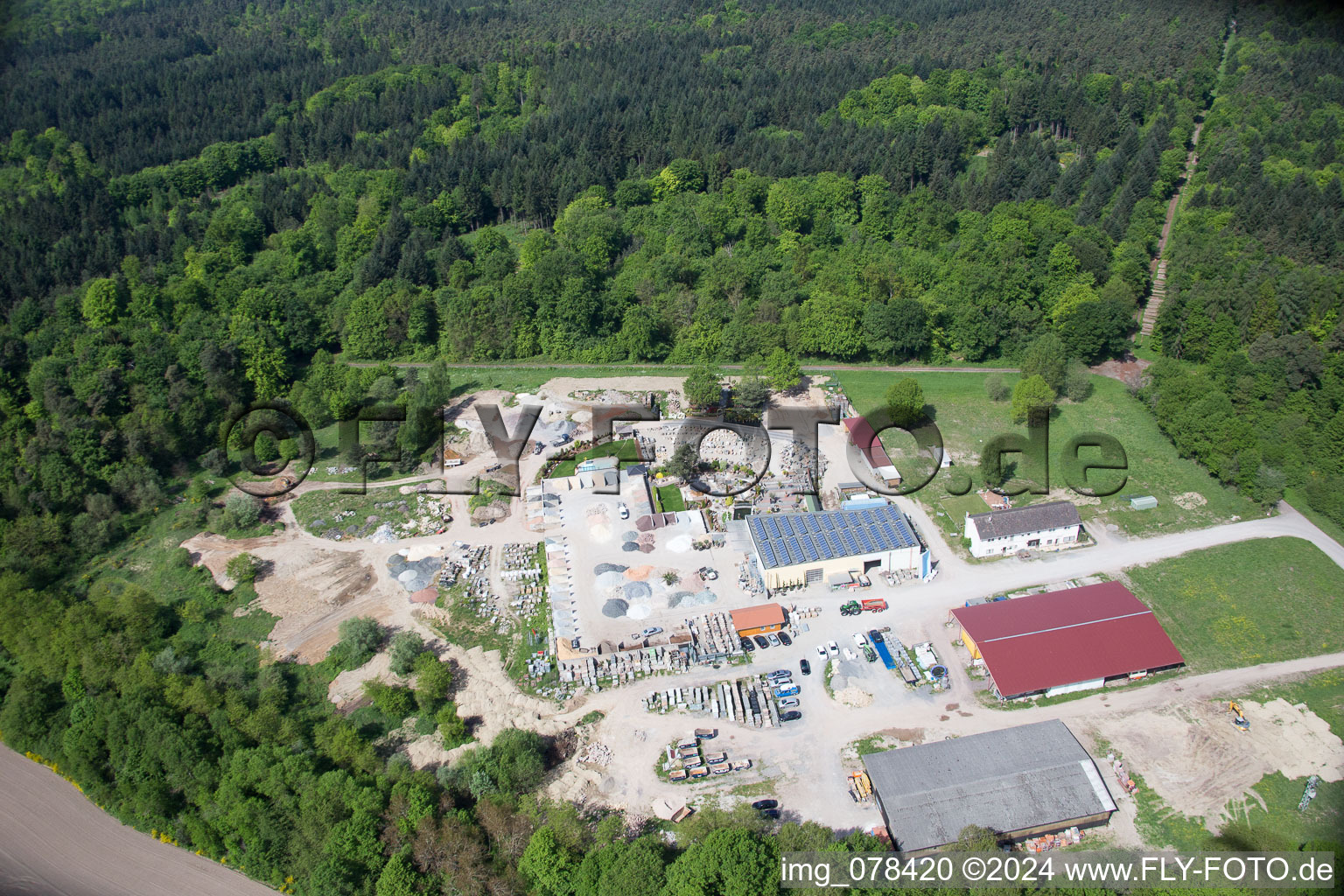 Aménagement paysager et jardin du Palatinum à Hagenbach dans le département Rhénanie-Palatinat, Allemagne depuis l'avion