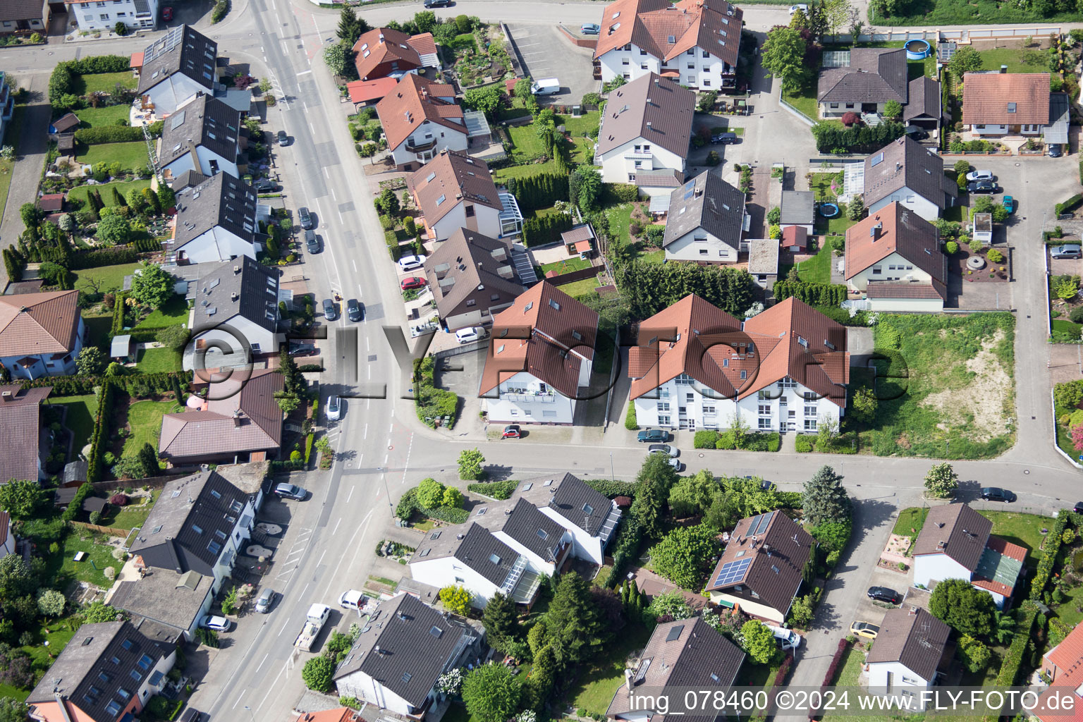 Hagenbach dans le département Rhénanie-Palatinat, Allemagne vue du ciel