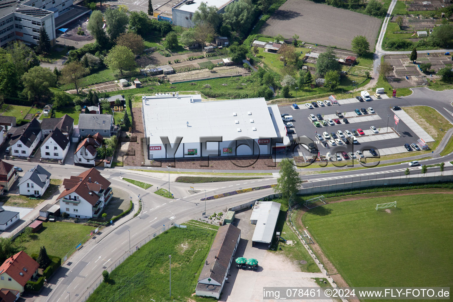 Enregistrement par drone de Hagenbach dans le département Rhénanie-Palatinat, Allemagne