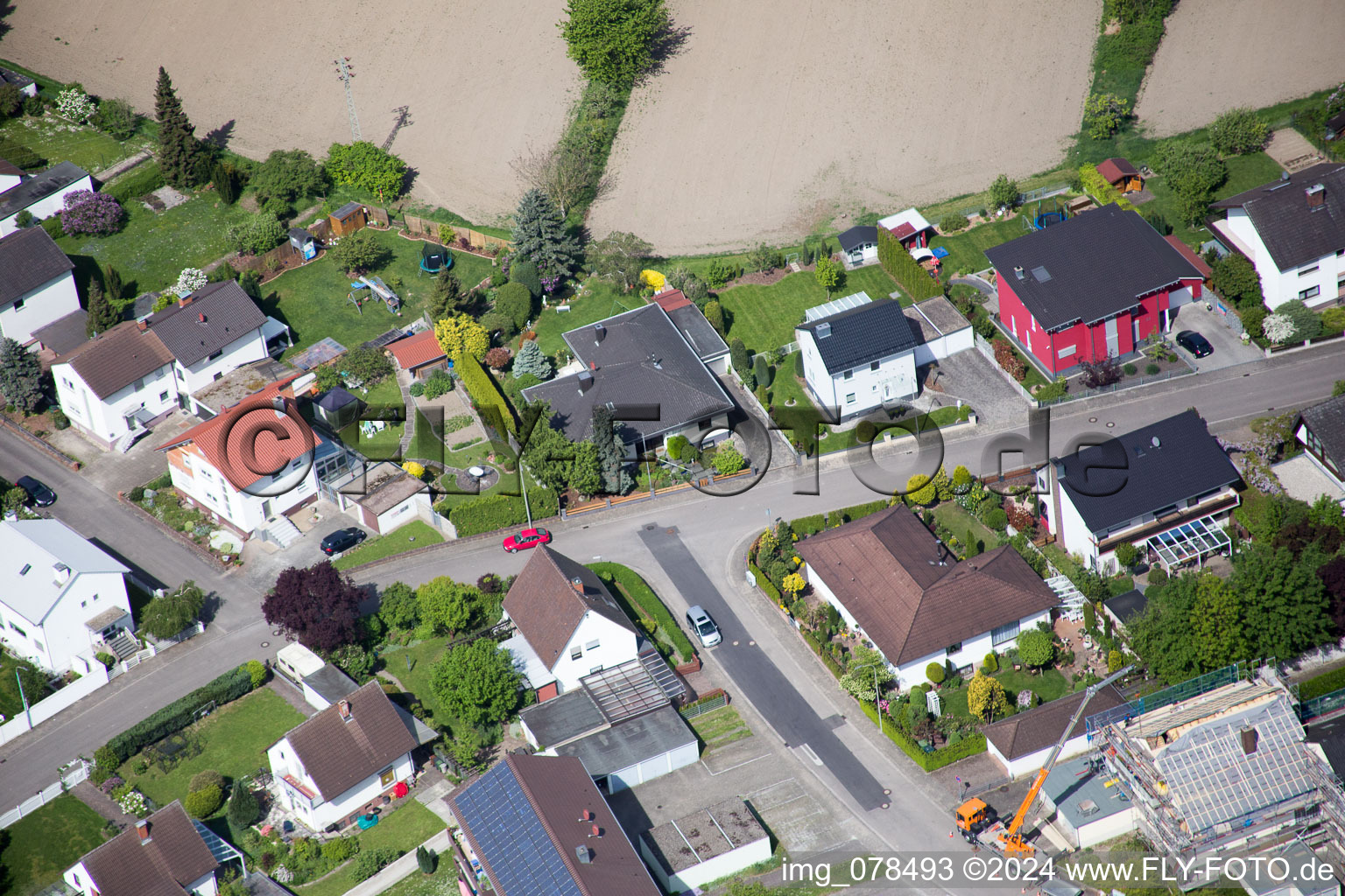 Hagenbach dans le département Rhénanie-Palatinat, Allemagne depuis l'avion