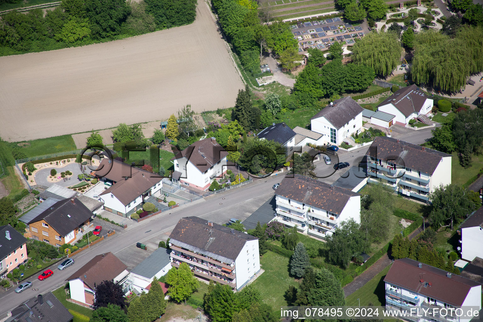 Hagenbach dans le département Rhénanie-Palatinat, Allemagne vue du ciel