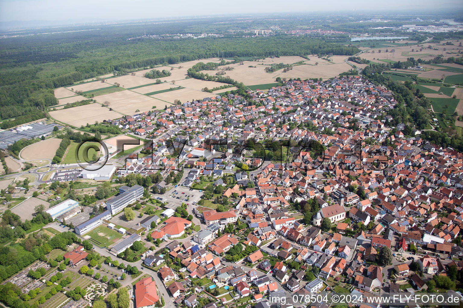 Photographie aérienne de Hagenbach dans le département Rhénanie-Palatinat, Allemagne