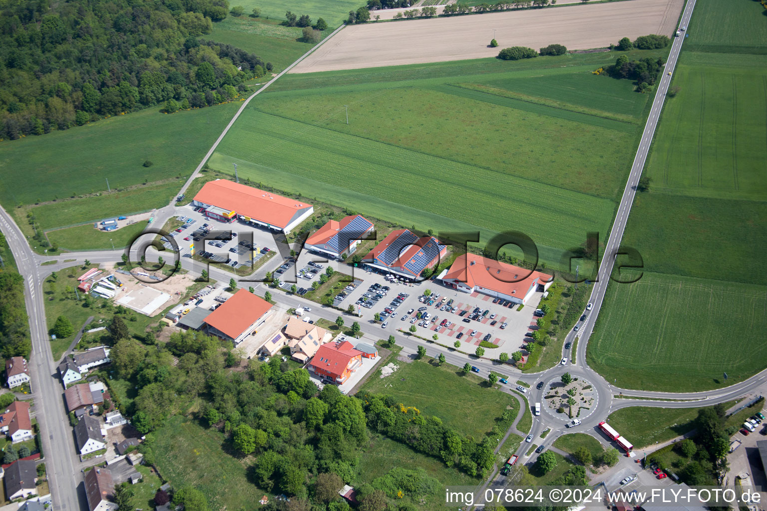 Quartier Neulauterburg in Berg dans le département Rhénanie-Palatinat, Allemagne hors des airs