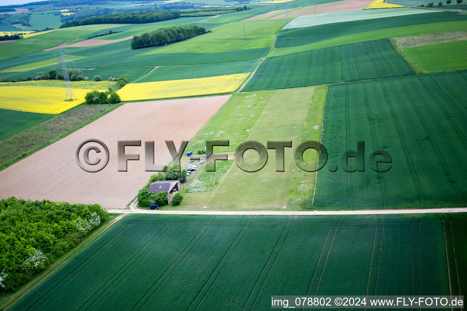 Vue aérienne de Gänheim dans le département Bavière, Allemagne