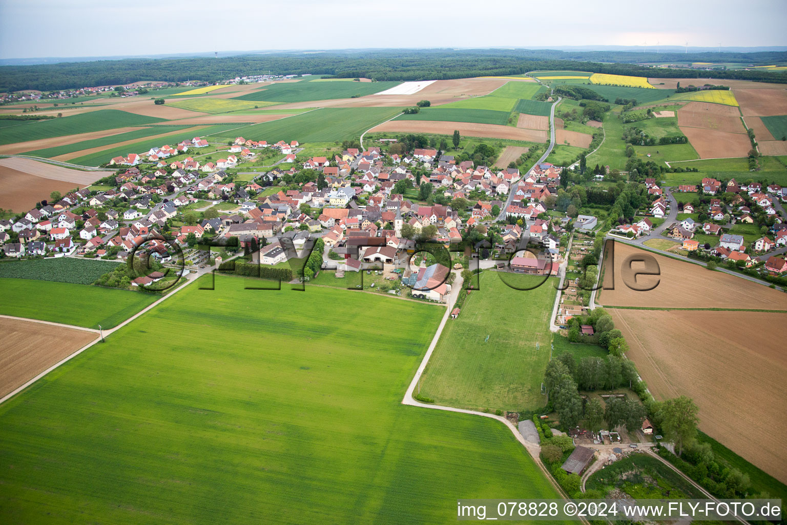 Vue aérienne de Hausen bei Würzburg dans le département Bavière, Allemagne