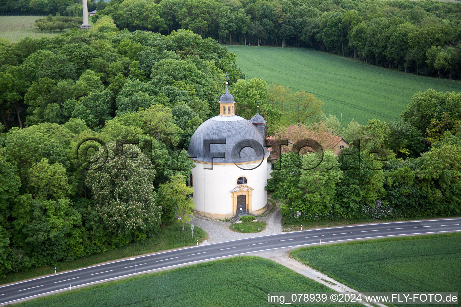 Photographie aérienne de Parc du château Gaibach à le quartier Gaibach in Volkach dans le département Bavière, Allemagne