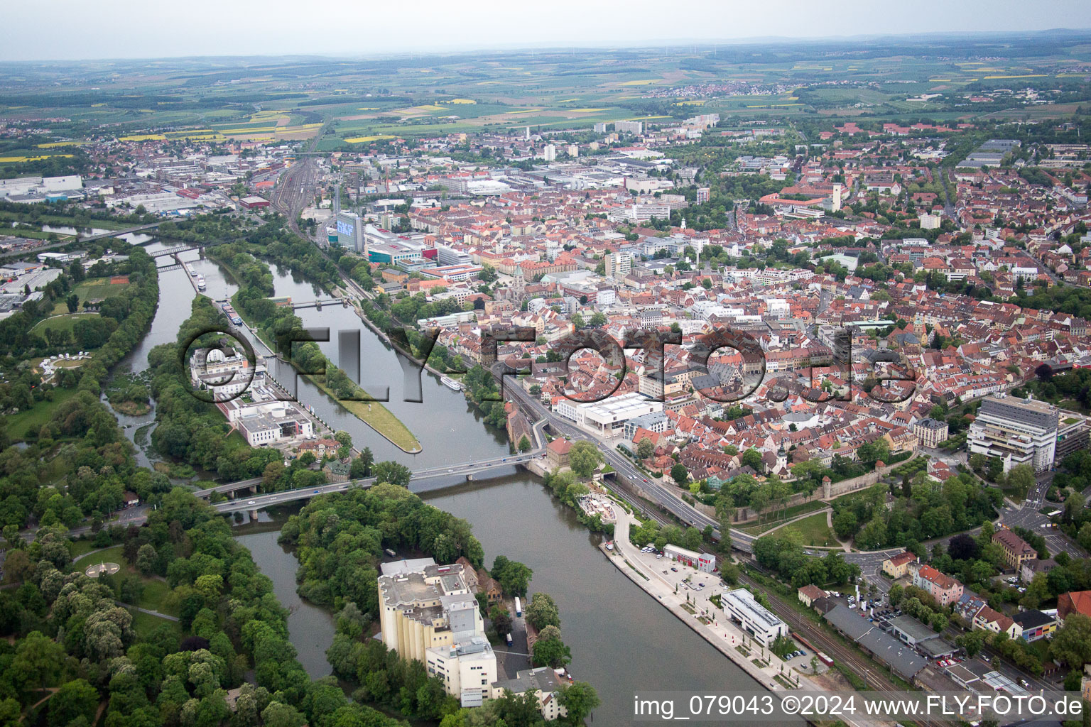 Vue oblique de Schweinfurt dans le département Bavière, Allemagne