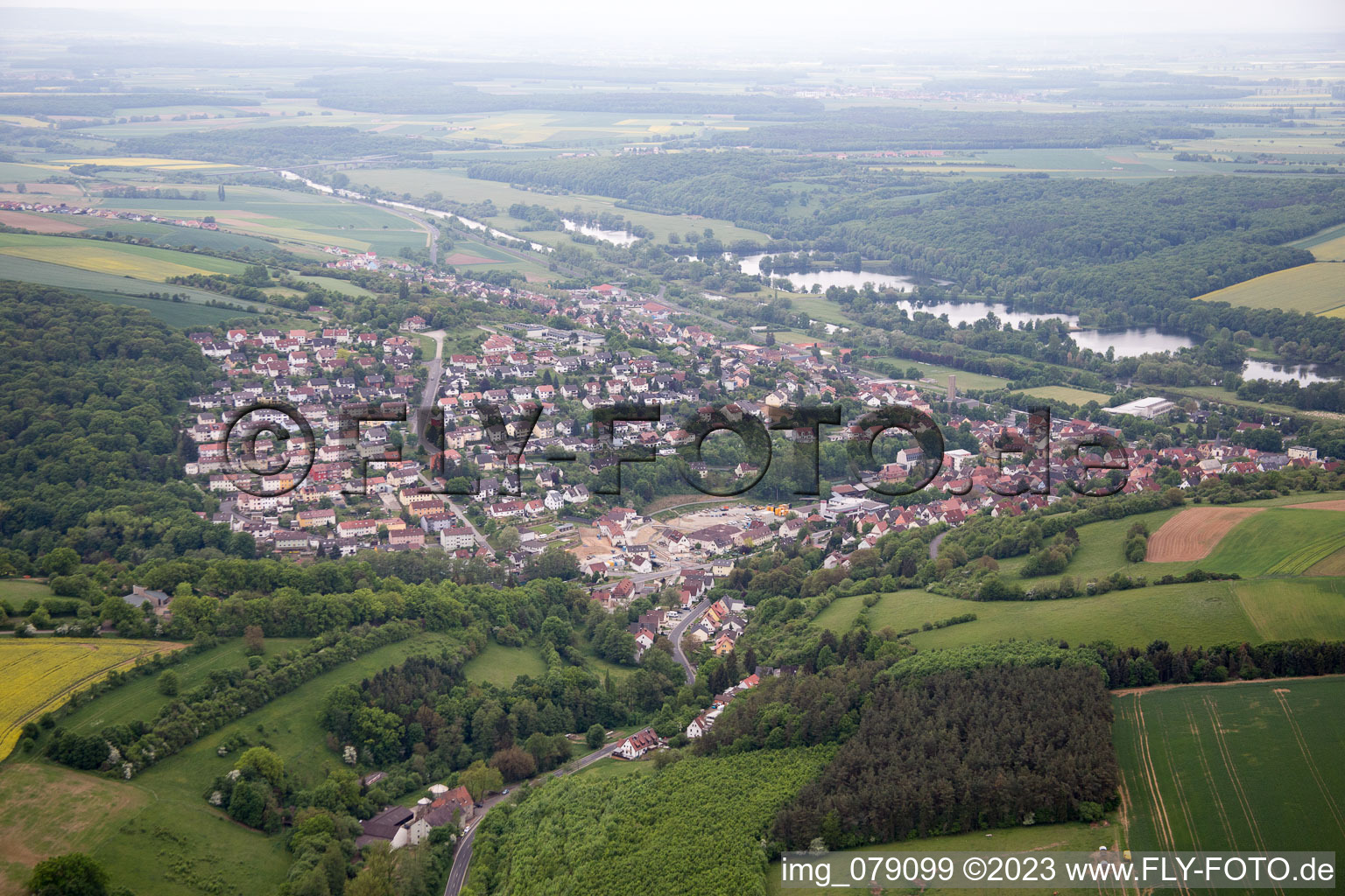 Vue aérienne de Schonungen dans le département Bavière, Allemagne