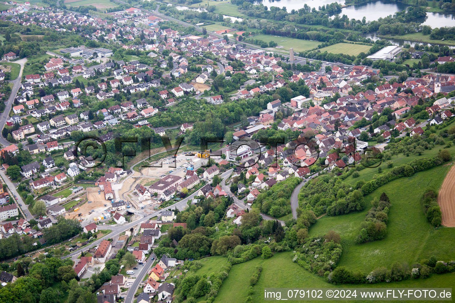 Vue oblique de Schonungen dans le département Bavière, Allemagne