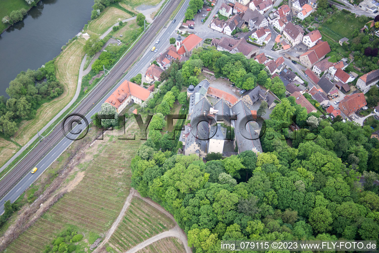 Mainberg dans le département Bavière, Allemagne vu d'un drone