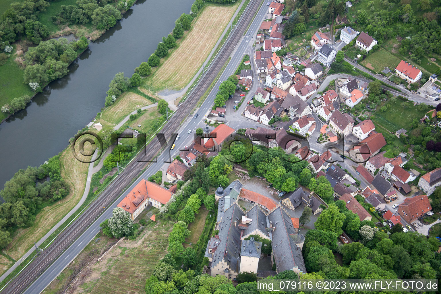 Vue aérienne de Mainberg dans le département Bavière, Allemagne