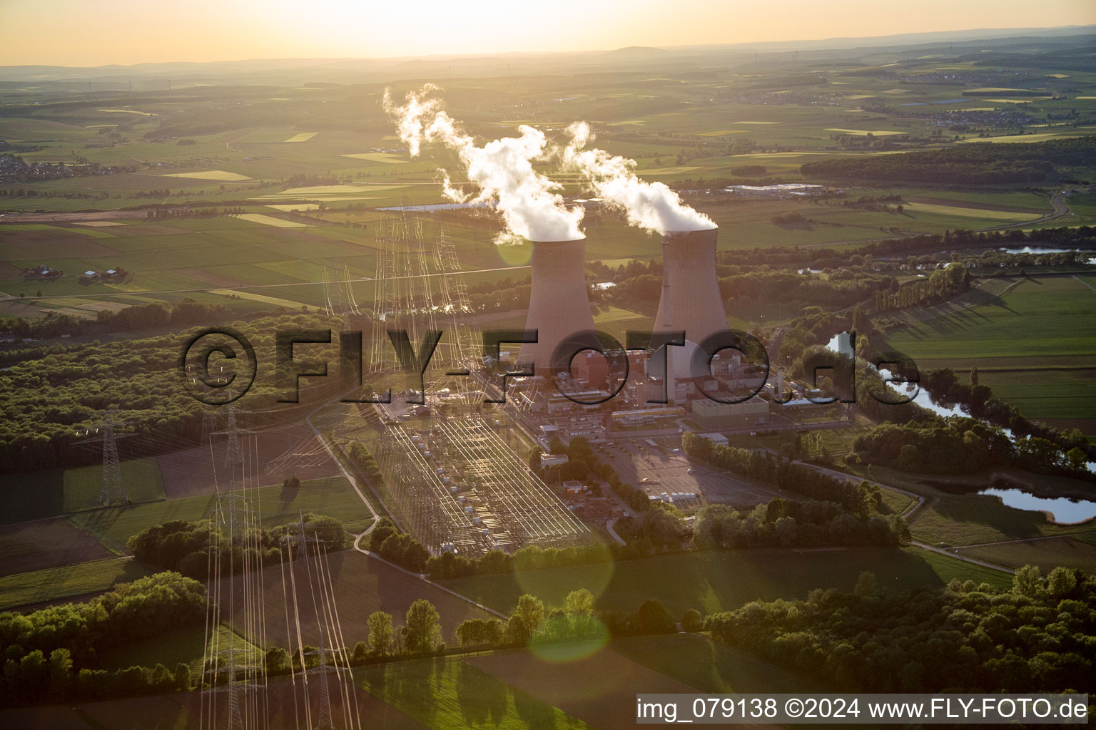 Vue aérienne de KKG à Grafenrheinfeld dans le département Bavière, Allemagne