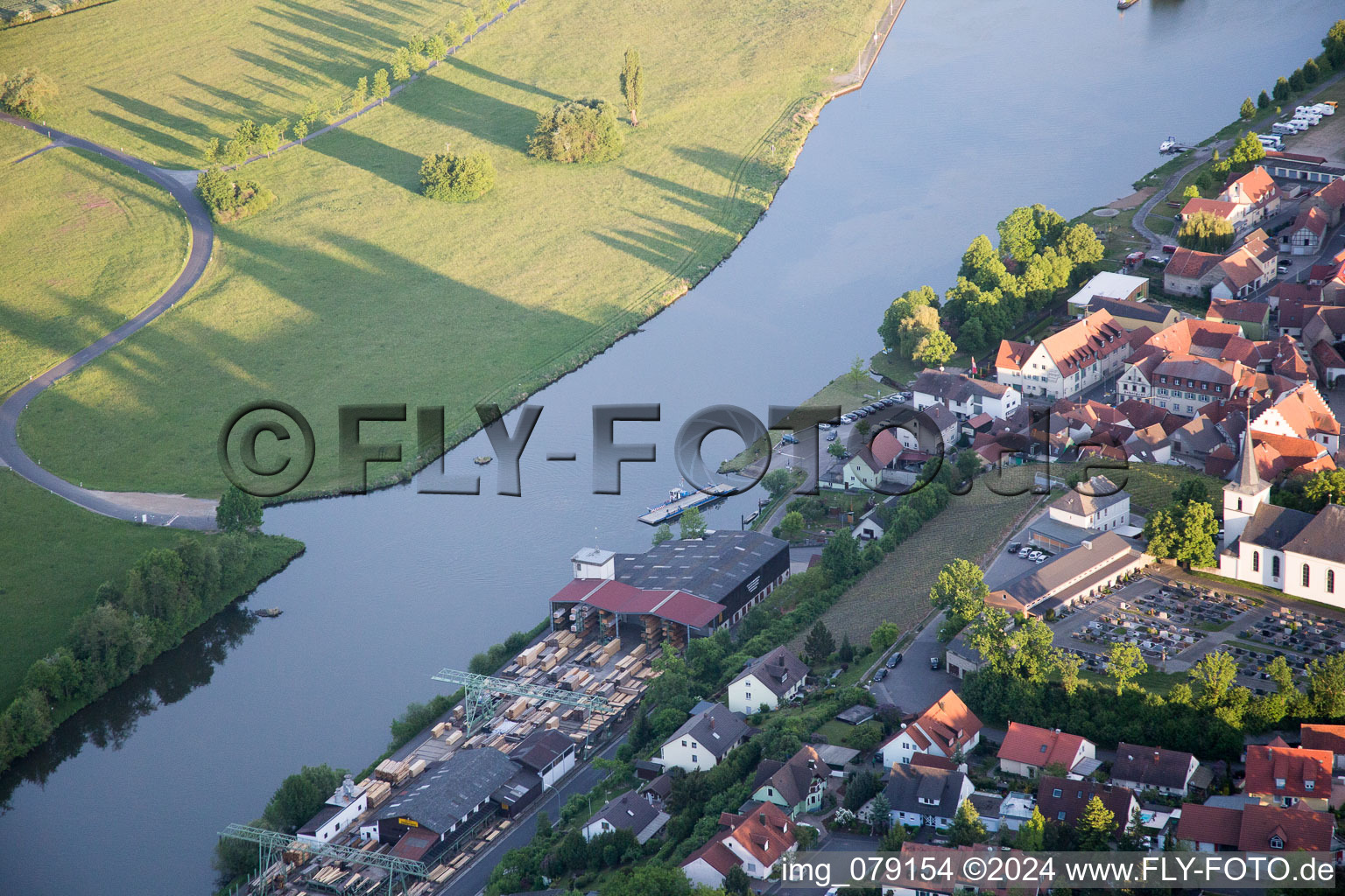 Vue aérienne de Wipfeld dans le département Bavière, Allemagne