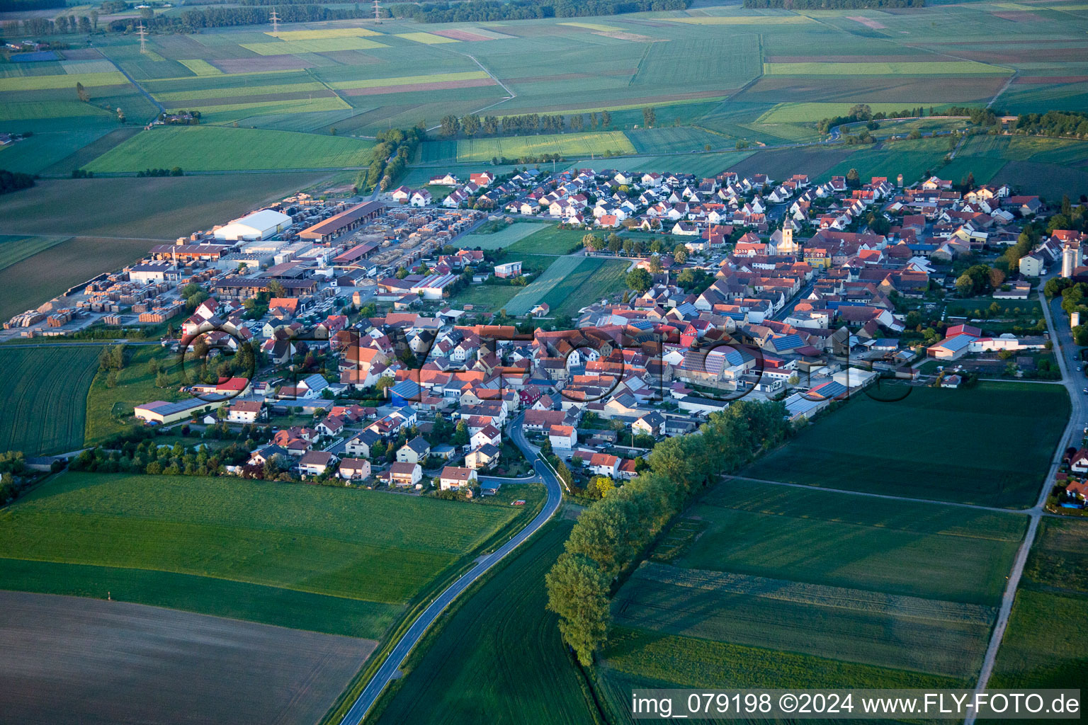 Kolitzheim dans le département Bavière, Allemagne vue du ciel