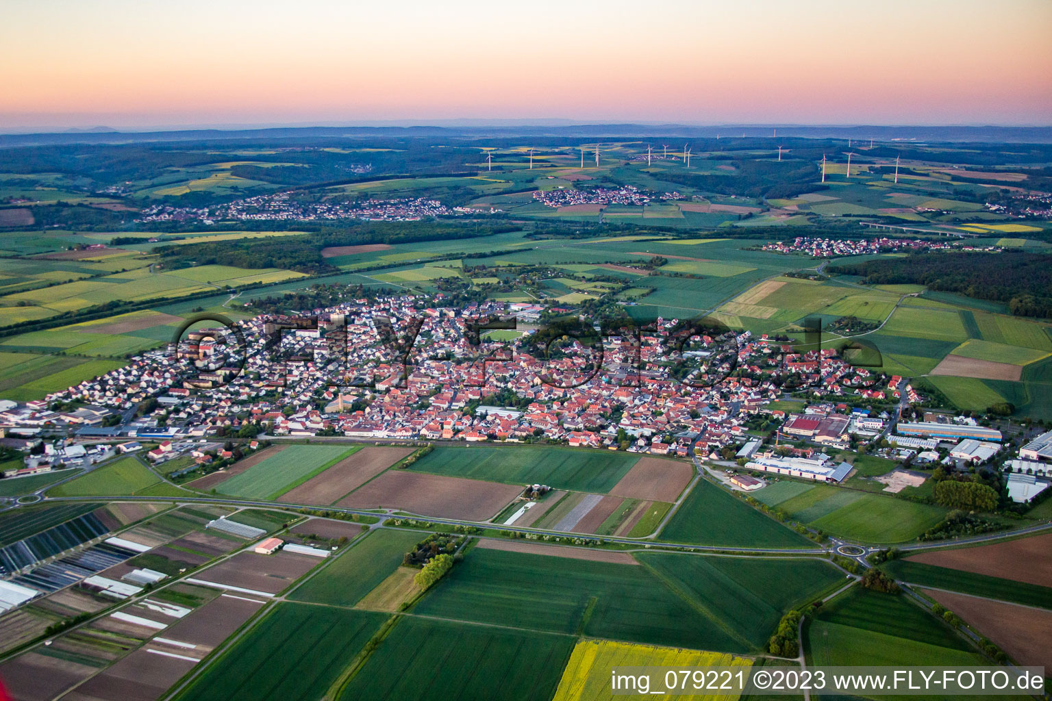 Photographie aérienne de Du sud-ouest à Gochsheim dans le département Bavière, Allemagne