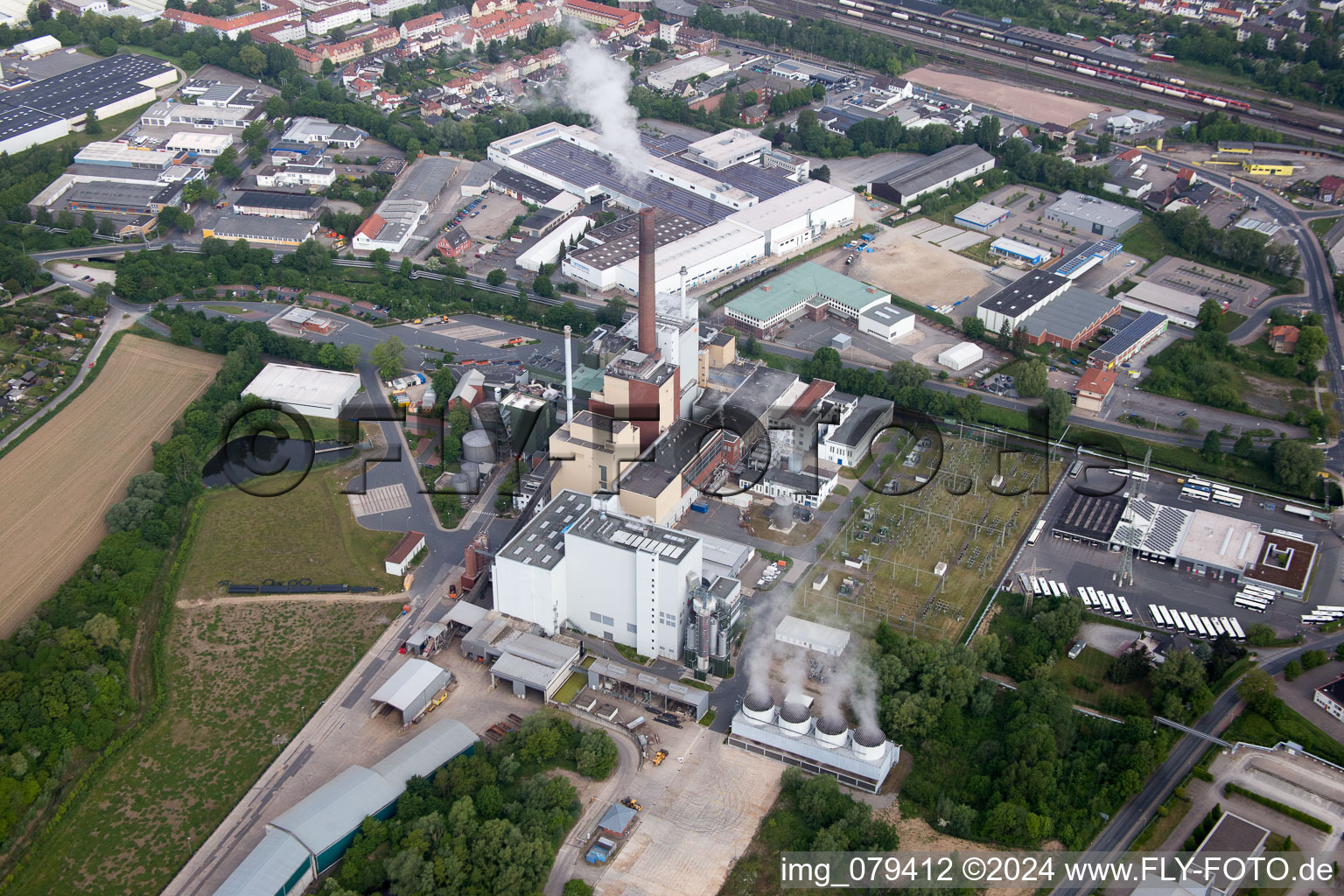 Vue aérienne de Sites de l'usine Cemex Deutschland AG à le quartier Afferde in Hameln dans le département Basse-Saxe, Allemagne