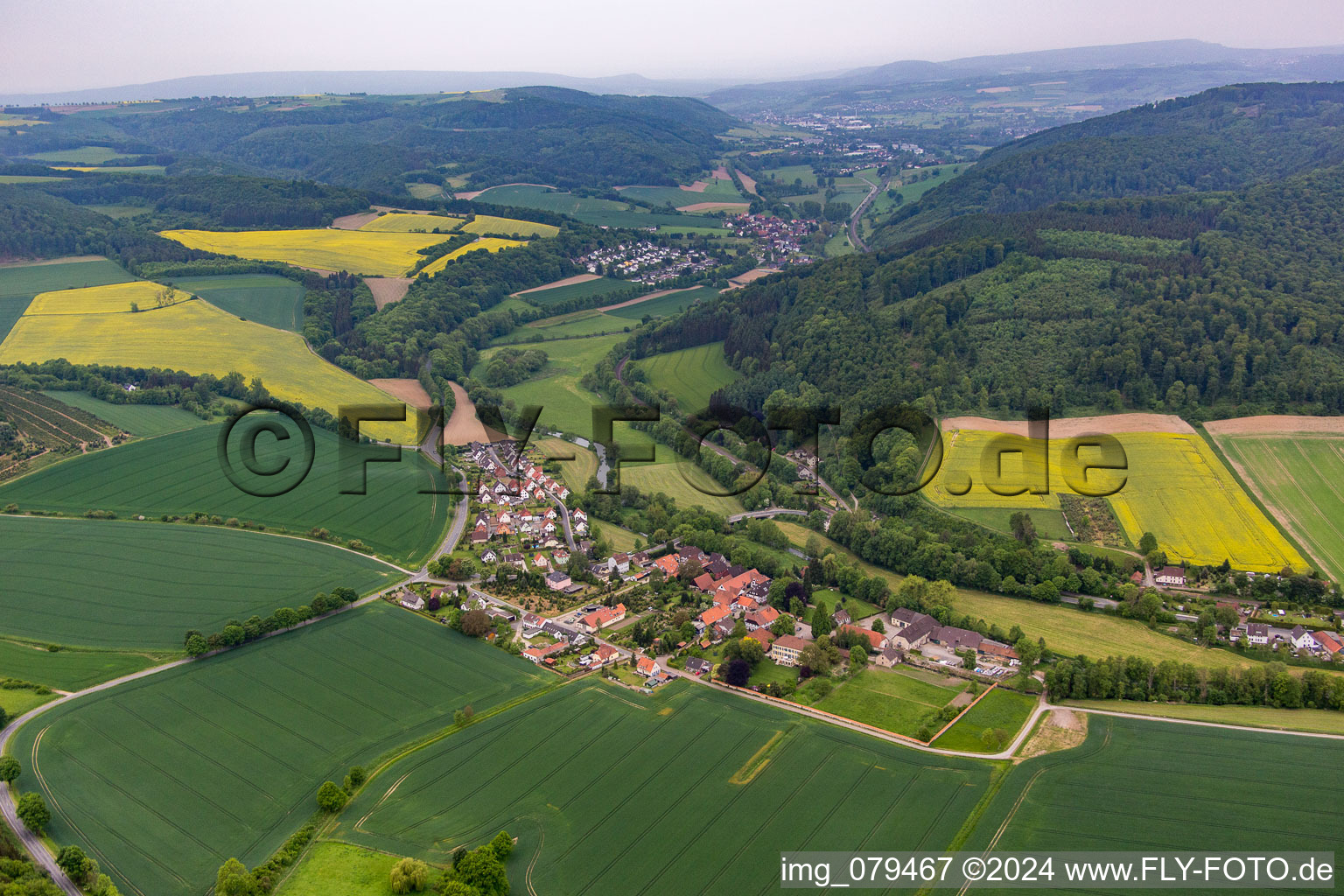 Vue aérienne de Quartier Welsede in Emmerthal dans le département Basse-Saxe, Allemagne