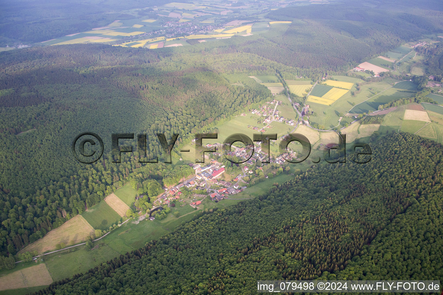 Vue aérienne de Quartier Amélithe à Bodenfelde dans le département Basse-Saxe, Allemagne