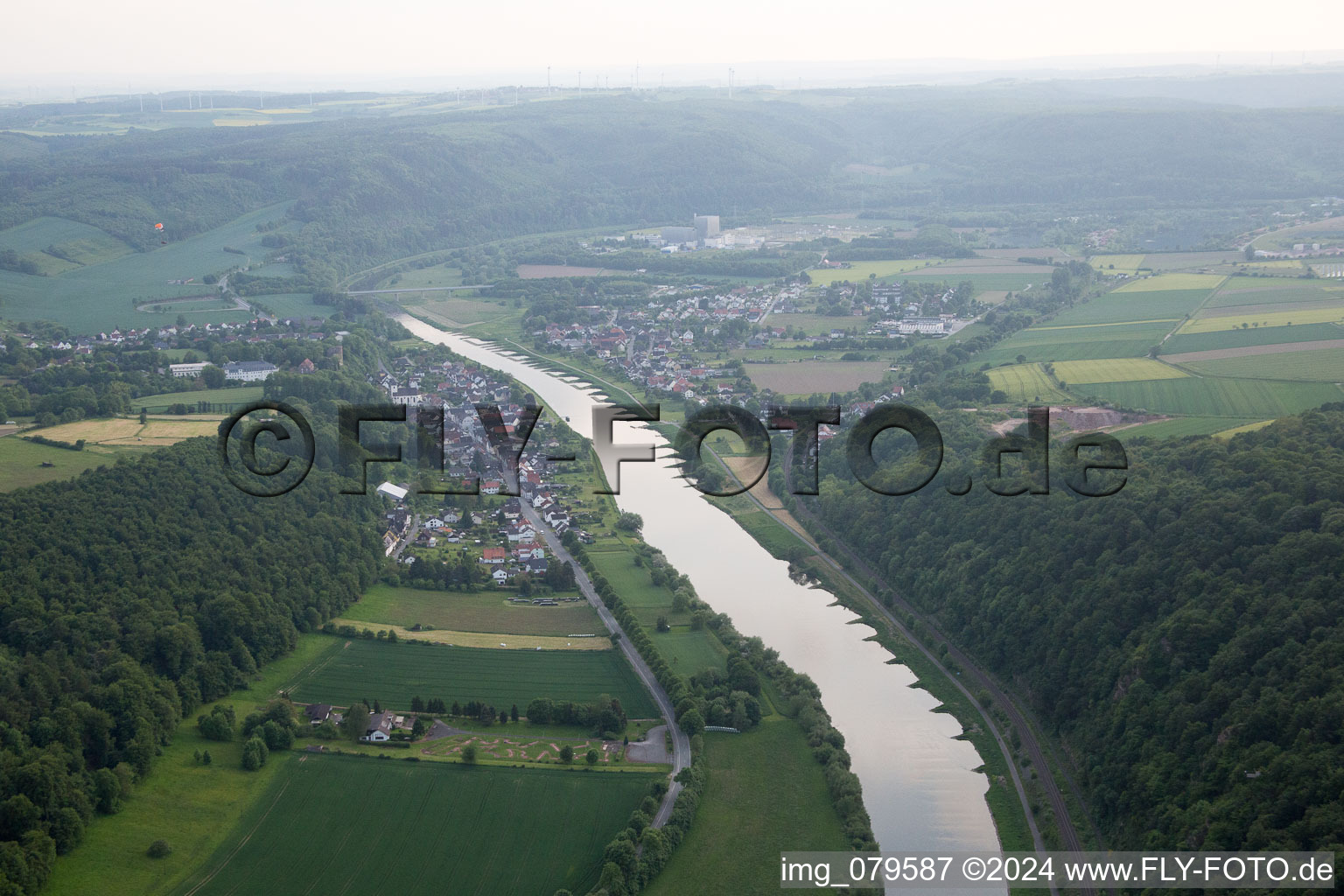 Bad Karlshafen dans le département Hesse, Allemagne vue d'en haut