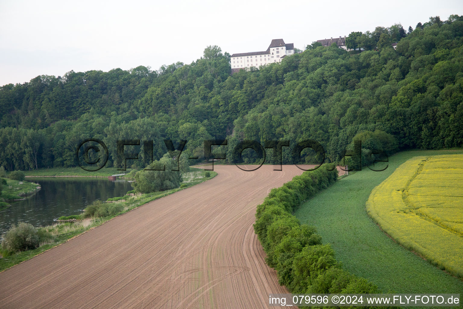 Fürstenberg dans le département Basse-Saxe, Allemagne depuis l'avion