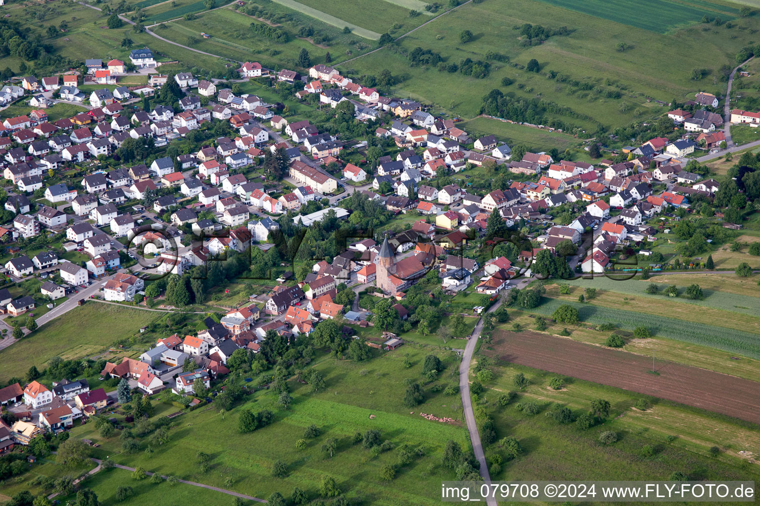 Vue aérienne de Du nord à le quartier Völkersbach in Malsch dans le département Bade-Wurtemberg, Allemagne