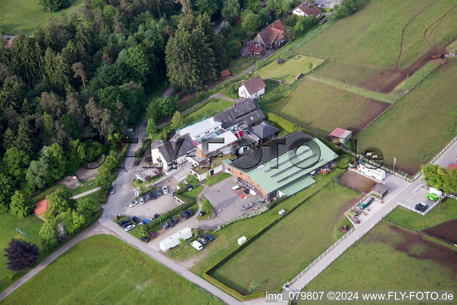 Dobel dans le département Bade-Wurtemberg, Allemagne vue d'en haut