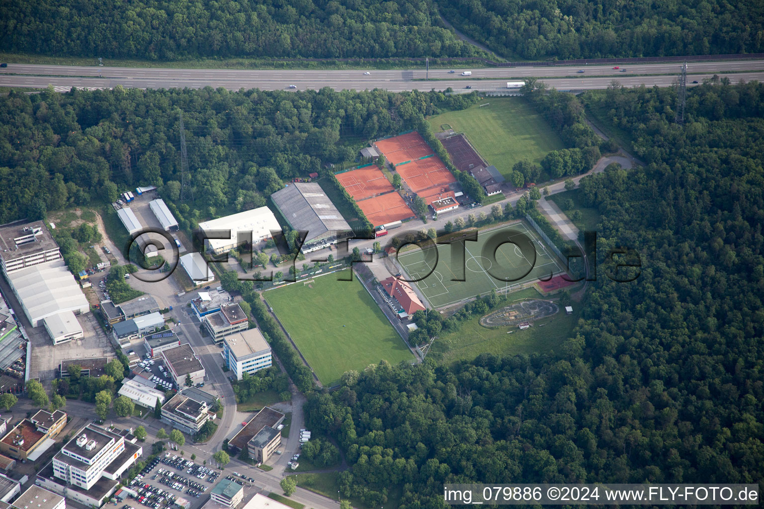 Pforzheim dans le département Bade-Wurtemberg, Allemagne vue d'en haut