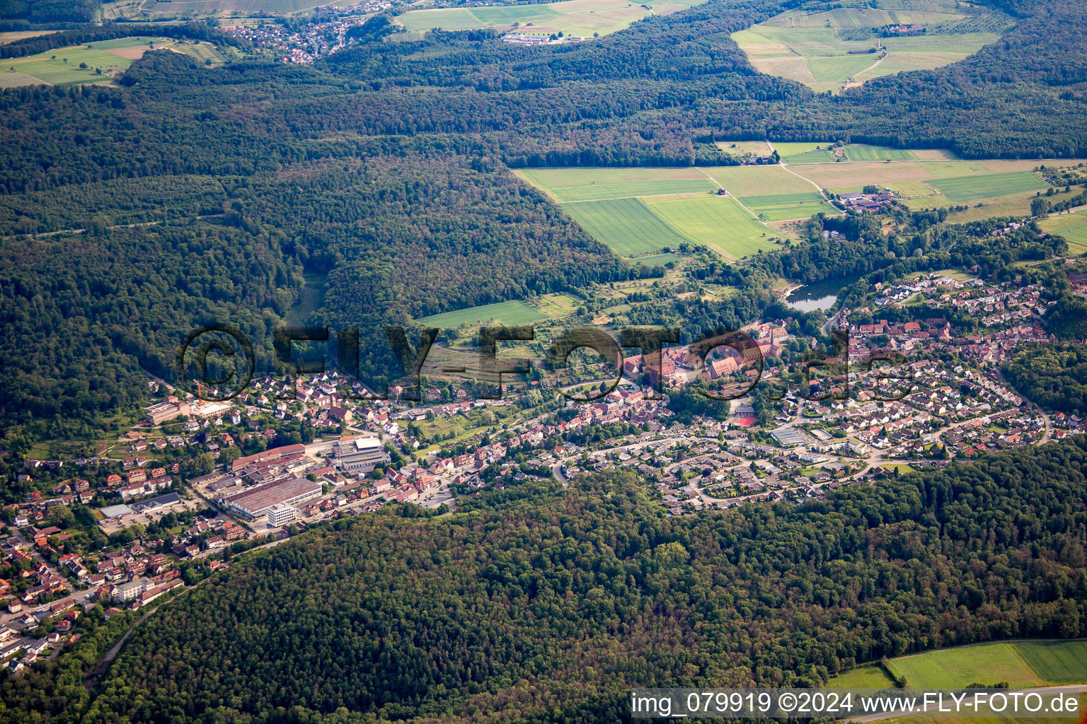 Photographie aérienne de Maulbronn dans le département Bade-Wurtemberg, Allemagne