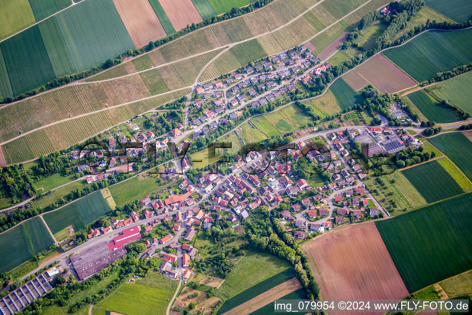 Vue aérienne de Quartier Weiler an der Zaber in Pfaffenhofen dans le département Bade-Wurtemberg, Allemagne