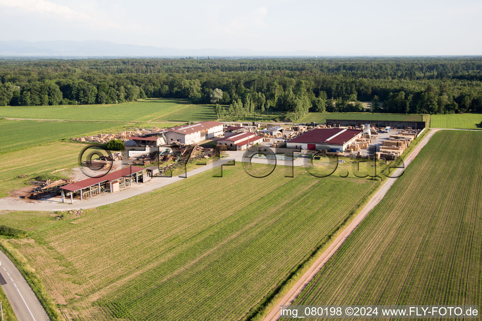 Niederrœdern dans le département Bas Rhin, France hors des airs