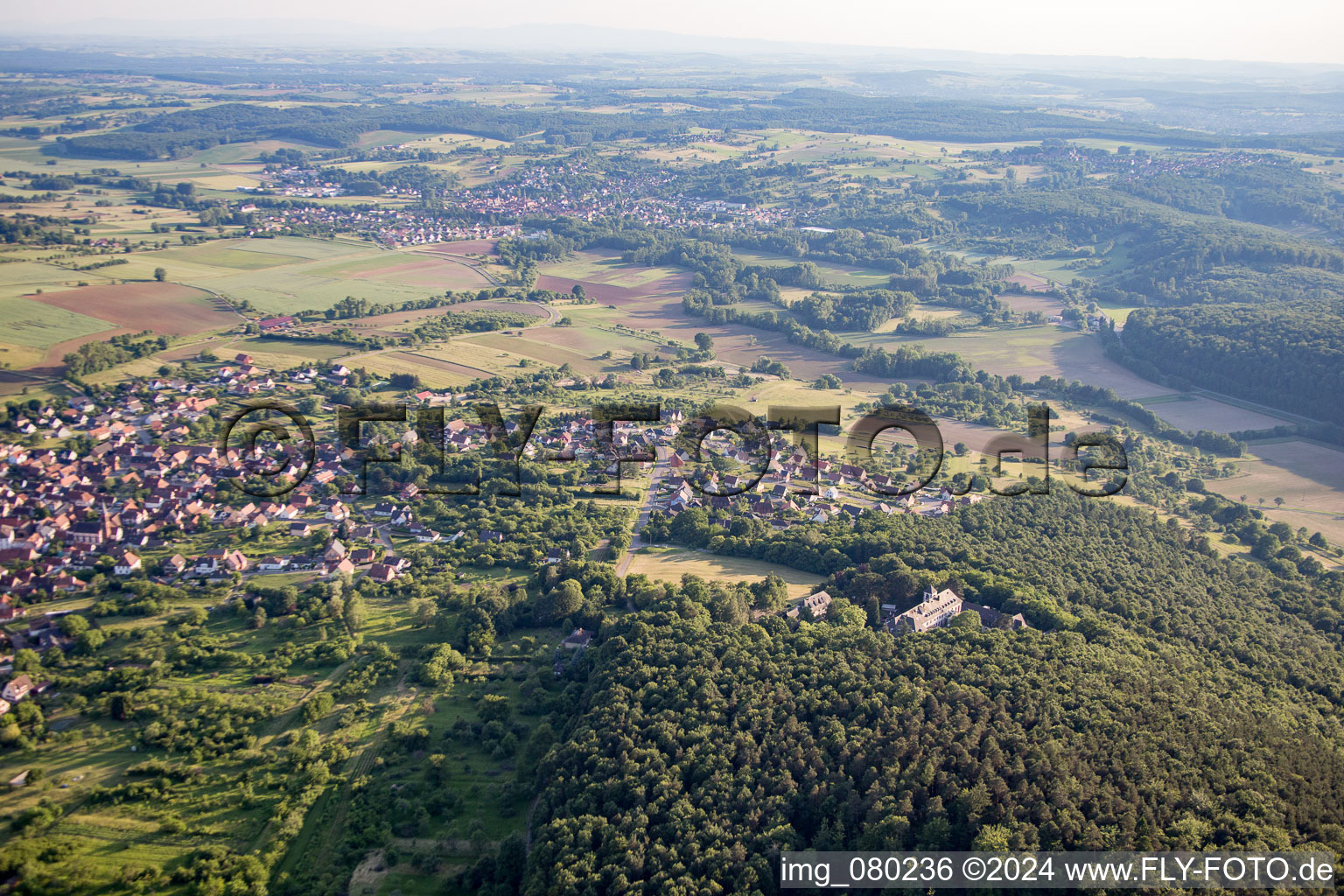 Vue aérienne de Salle de conférence à Gœrsdorf dans le département Bas Rhin, France