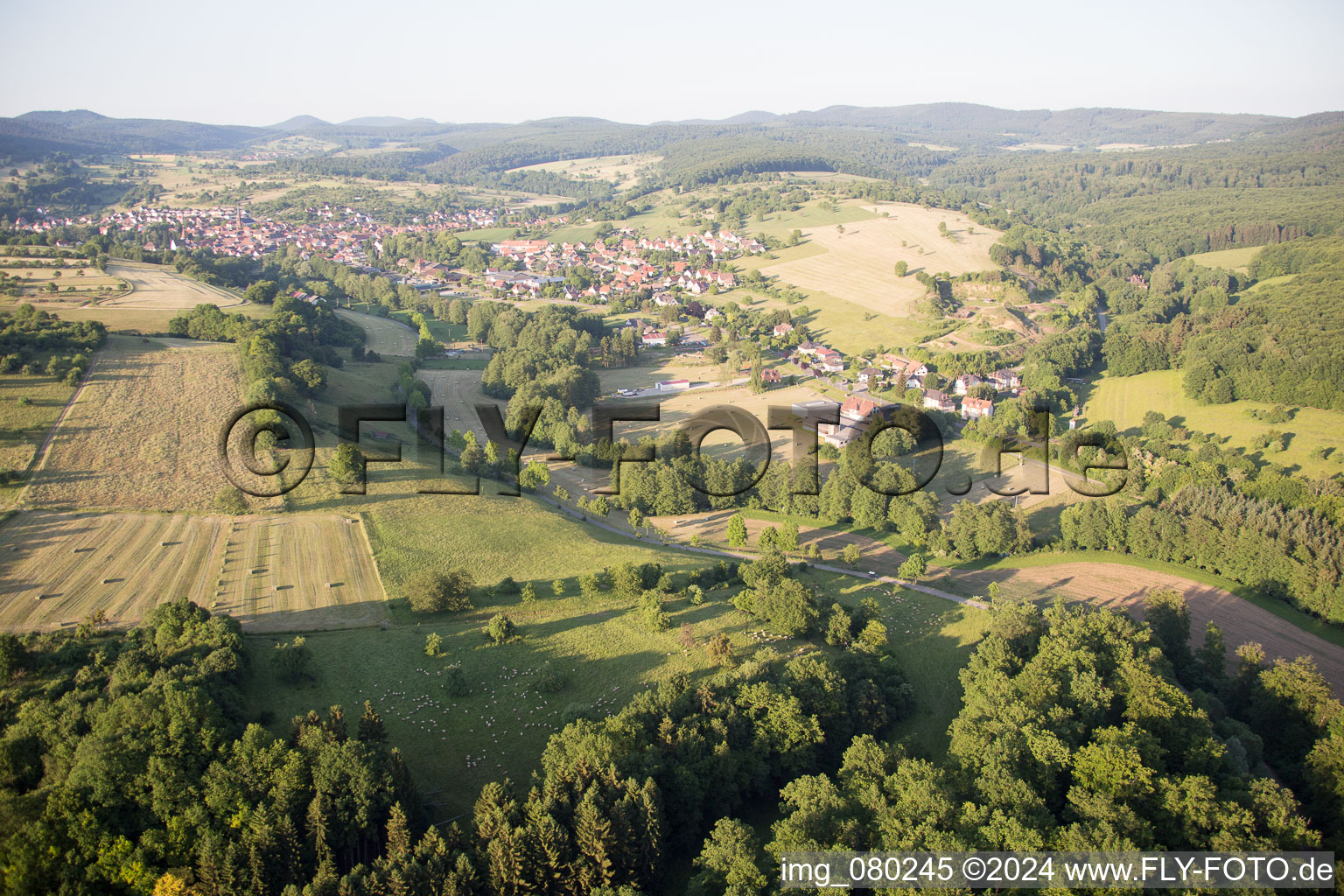 Vue aérienne de Lembach dans le département Bas Rhin, France