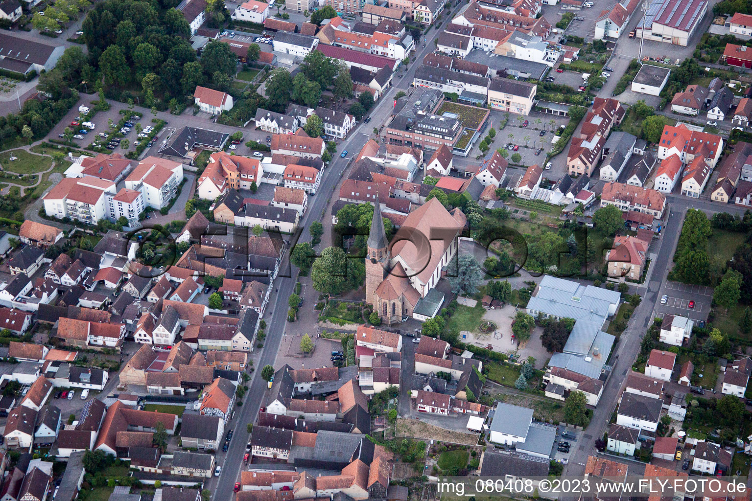 Quartier Herxheim in Herxheim bei Landau dans le département Rhénanie-Palatinat, Allemagne du point de vue du drone