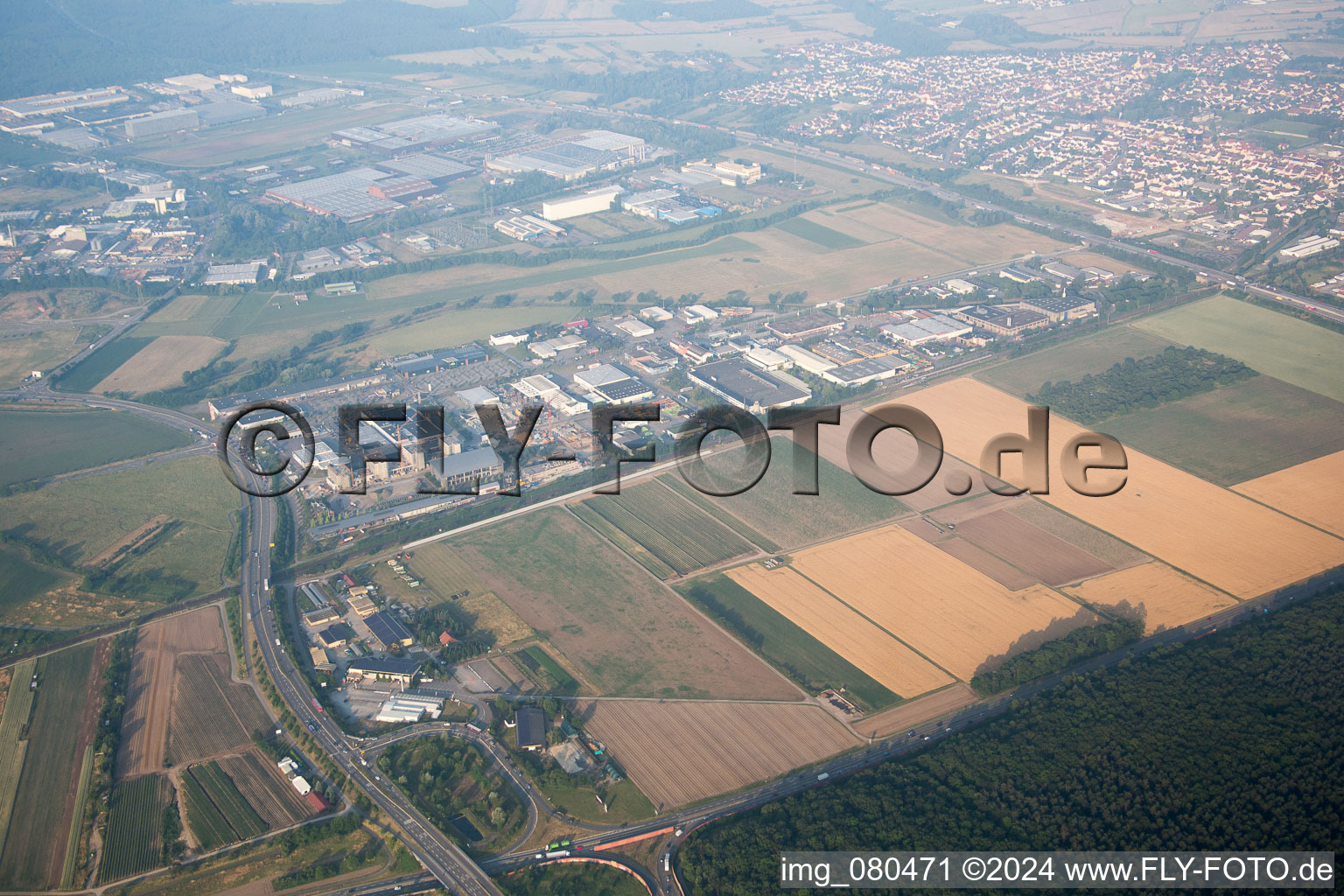 Vue aérienne de Forst dans le département Bade-Wurtemberg, Allemagne