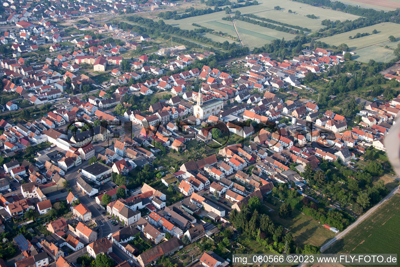 Lingenfeld dans le département Rhénanie-Palatinat, Allemagne d'en haut