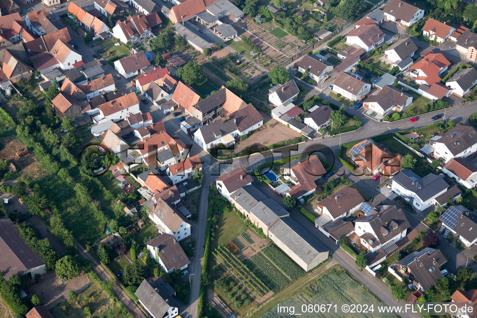 Quartier Ottersheim in Ottersheim bei Landau dans le département Rhénanie-Palatinat, Allemagne vue du ciel