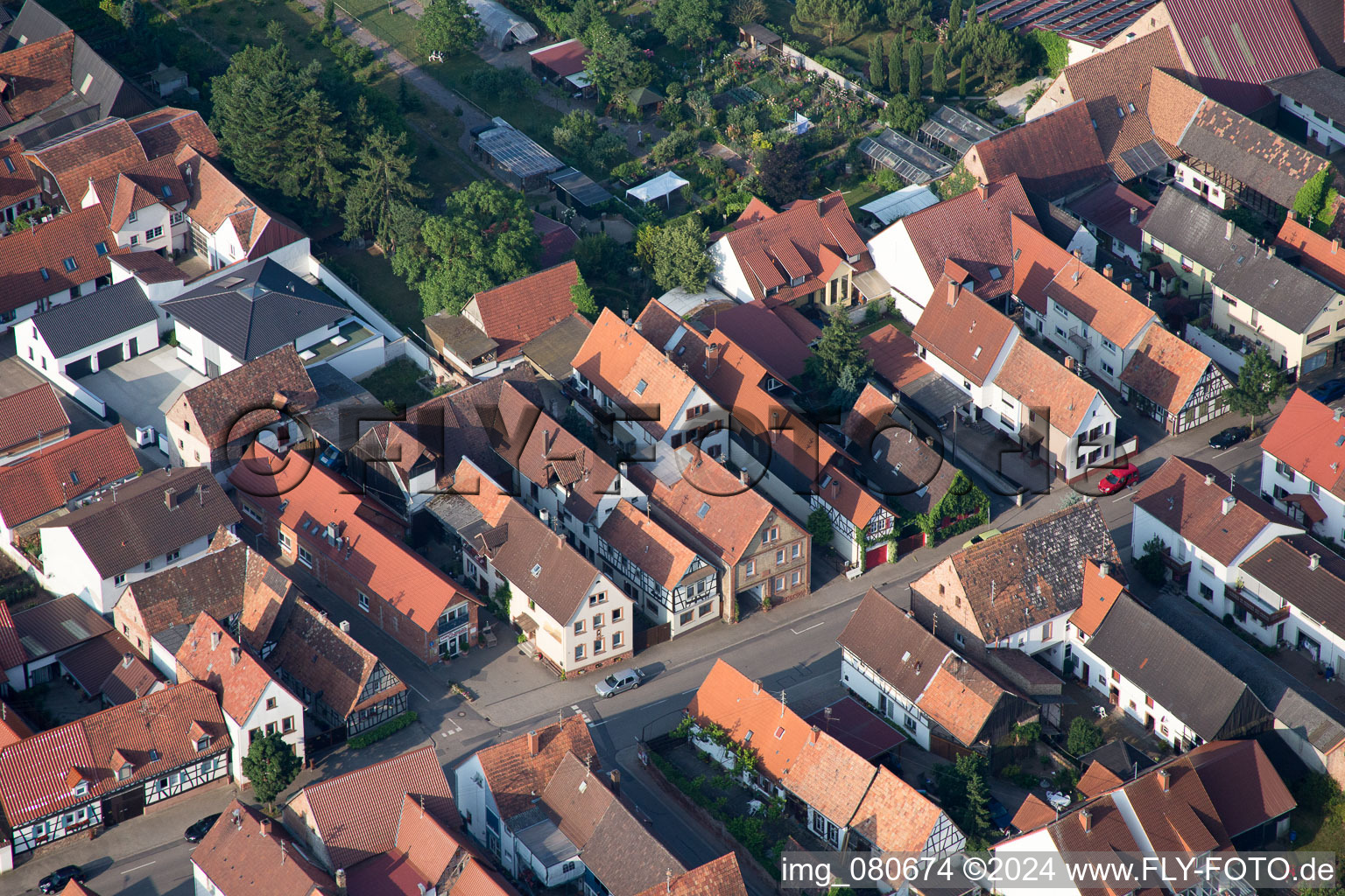 Image drone de Ottersheim bei Landau dans le département Rhénanie-Palatinat, Allemagne