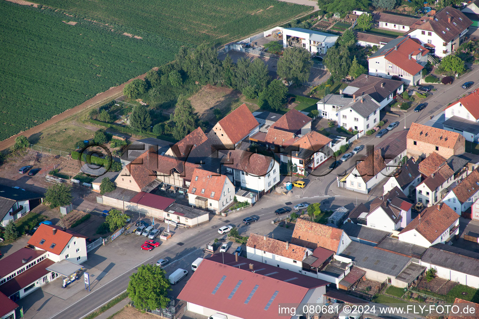 Vue oblique de Quartier Ottersheim in Ottersheim bei Landau dans le département Rhénanie-Palatinat, Allemagne