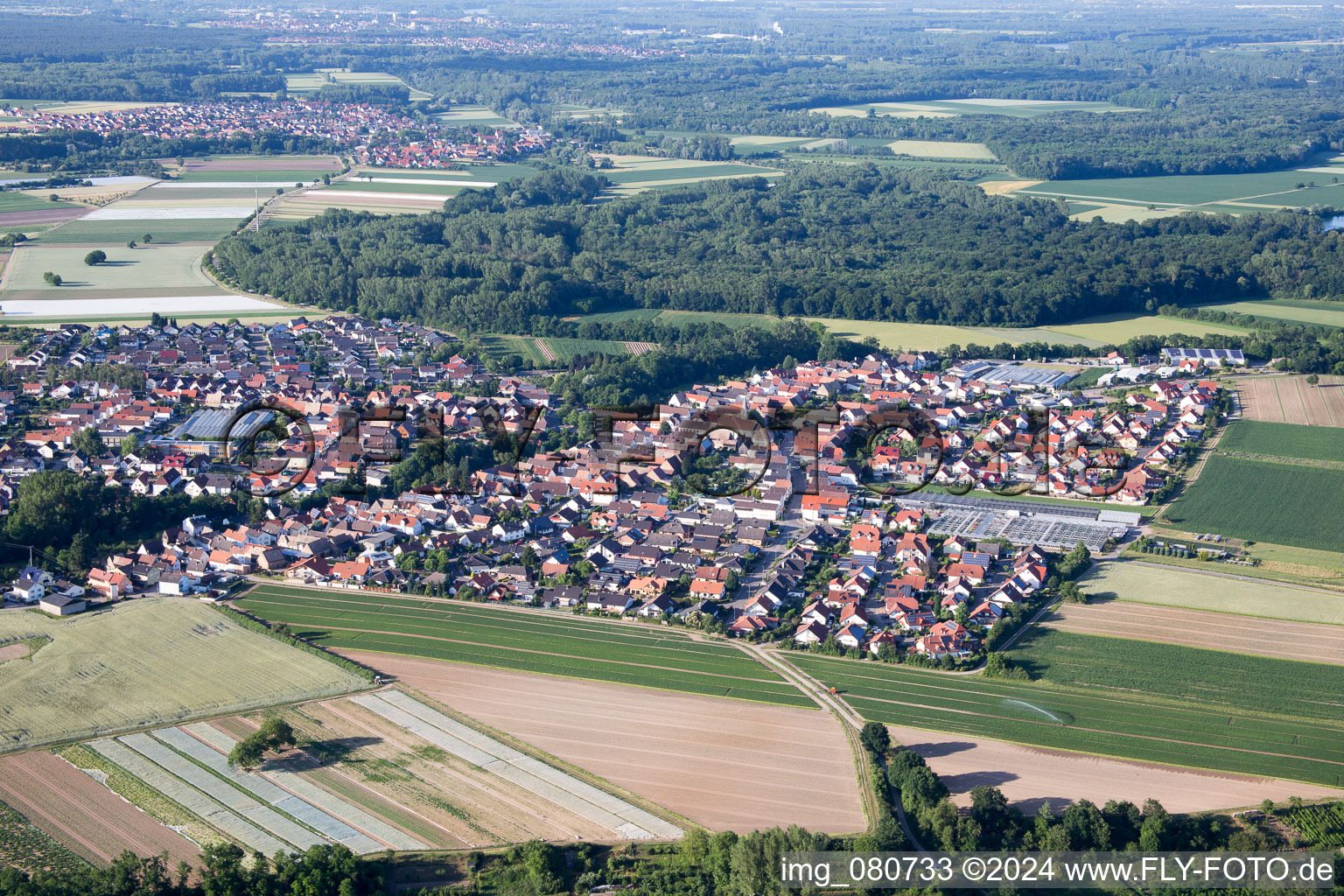 Enregistrement par drone de Kuhardt dans le département Rhénanie-Palatinat, Allemagne