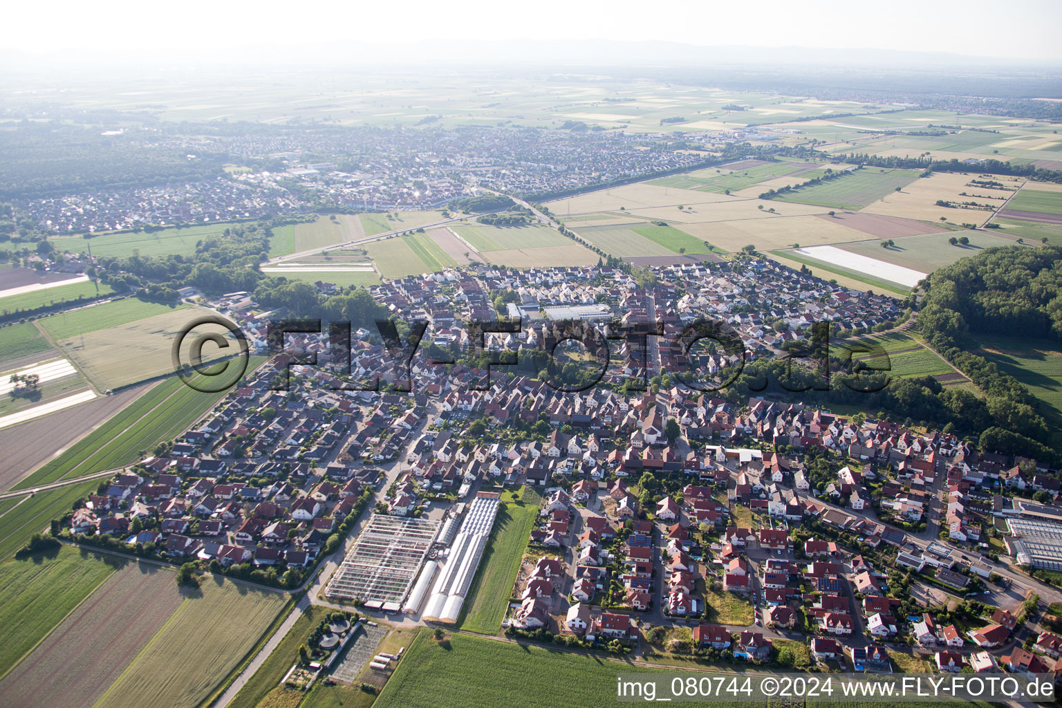 Kuhardt dans le département Rhénanie-Palatinat, Allemagne d'un drone