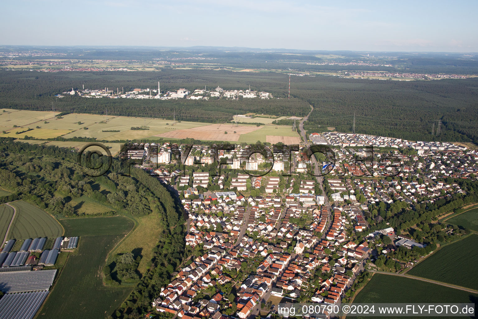 Quartier Leopoldshafen in Eggenstein-Leopoldshafen dans le département Bade-Wurtemberg, Allemagne hors des airs