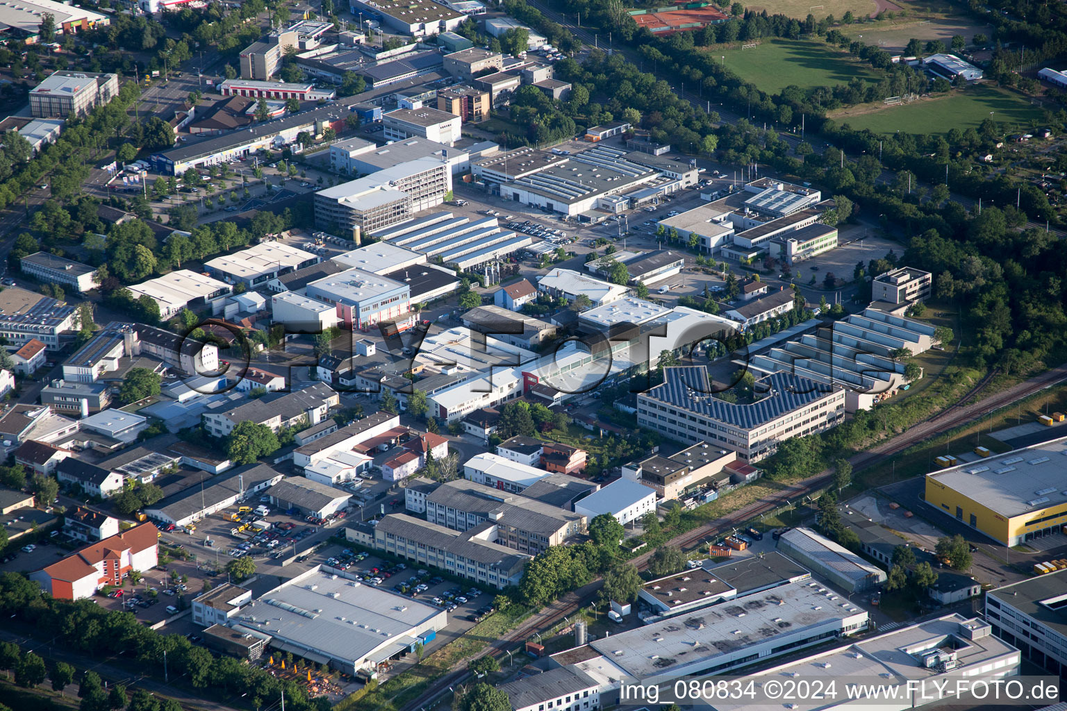 Photographie aérienne de Quartier Knielingen in Karlsruhe dans le département Bade-Wurtemberg, Allemagne