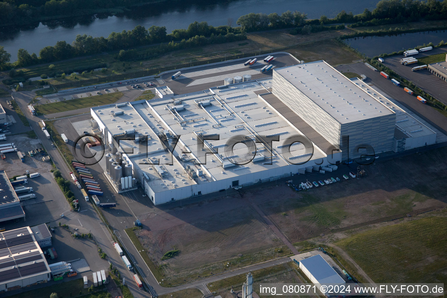 Photographie aérienne de Zone industrielle d'Oberwald à Wörth am Rhein dans le département Rhénanie-Palatinat, Allemagne