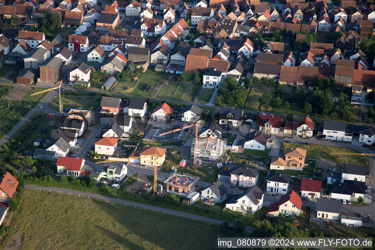 Enregistrement par drone de Hatzenbühl dans le département Rhénanie-Palatinat, Allemagne