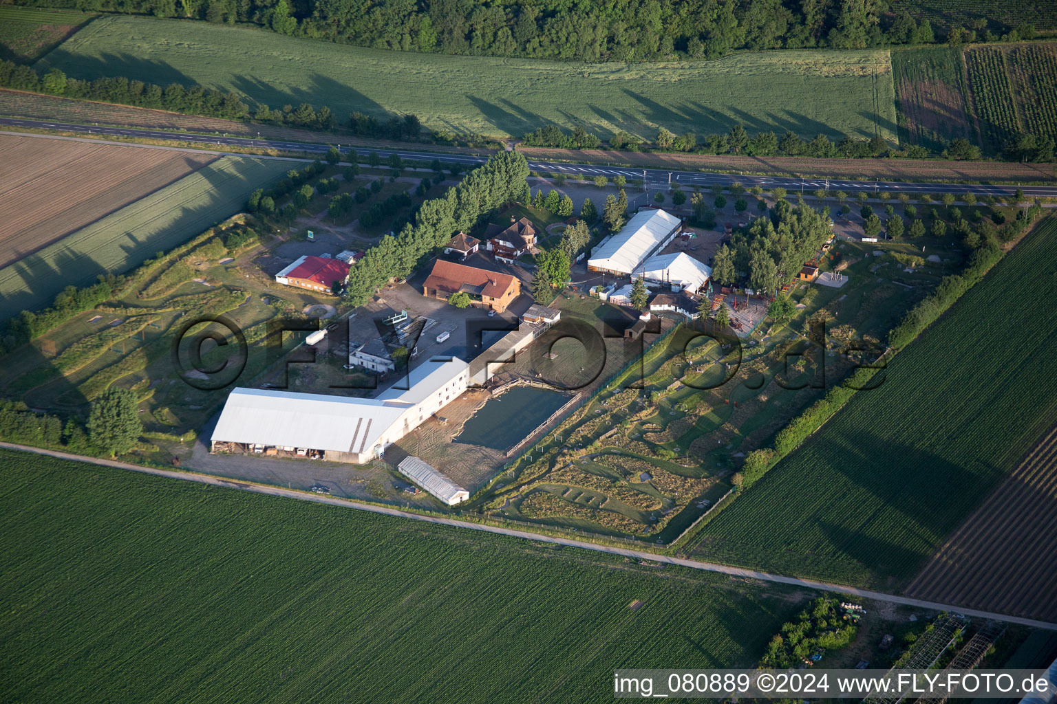 Vue d'oiseau de Kandel dans le département Rhénanie-Palatinat, Allemagne