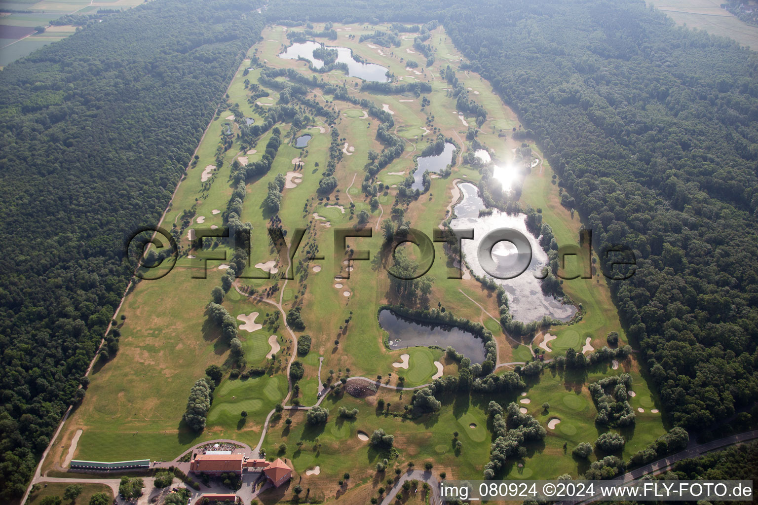 Vue aérienne de Golfclub Dreihof à Essingen dans le département Rhénanie-Palatinat, Allemagne