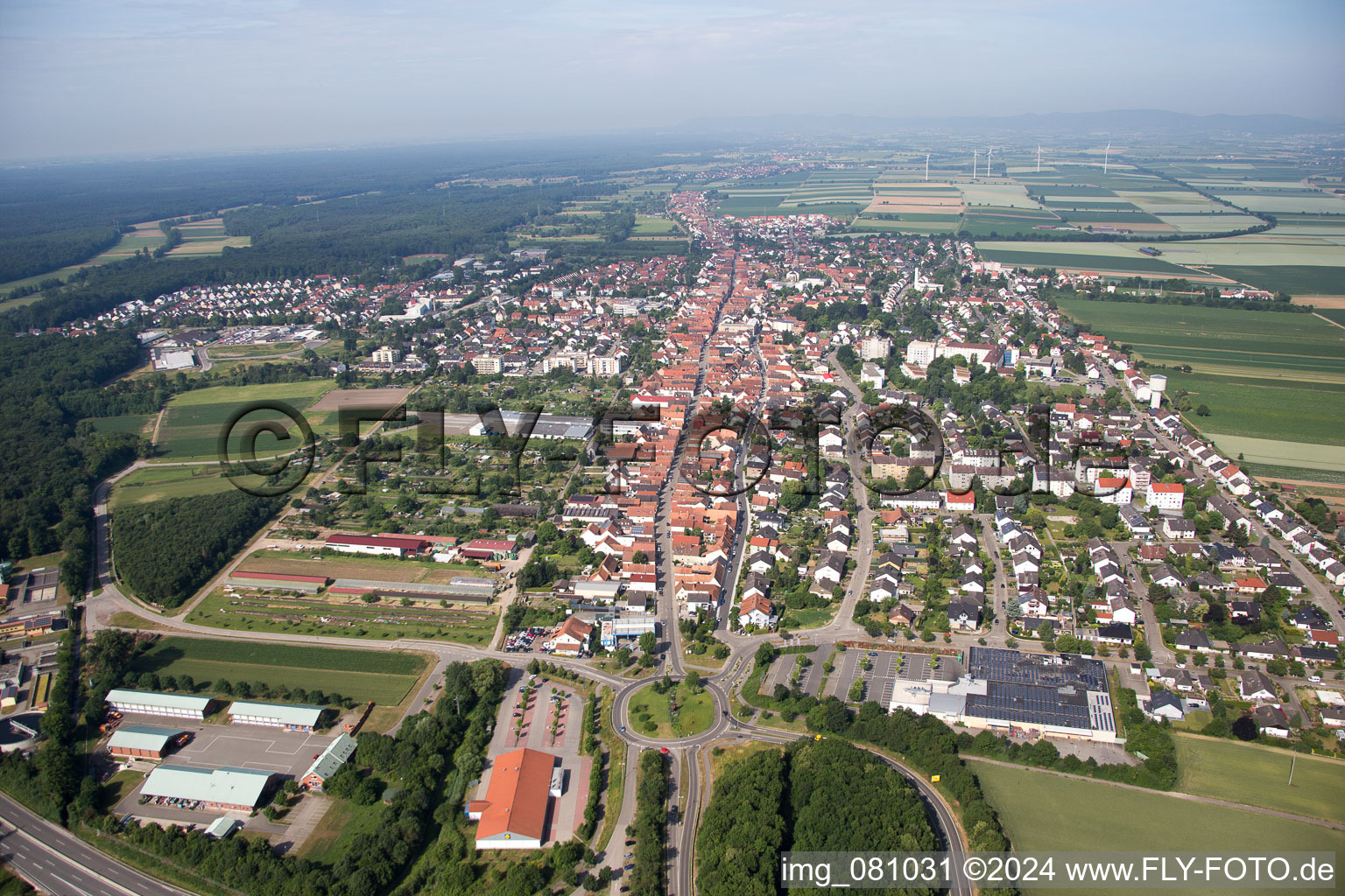 Vue aérienne de Kandel dans le département Rhénanie-Palatinat, Allemagne