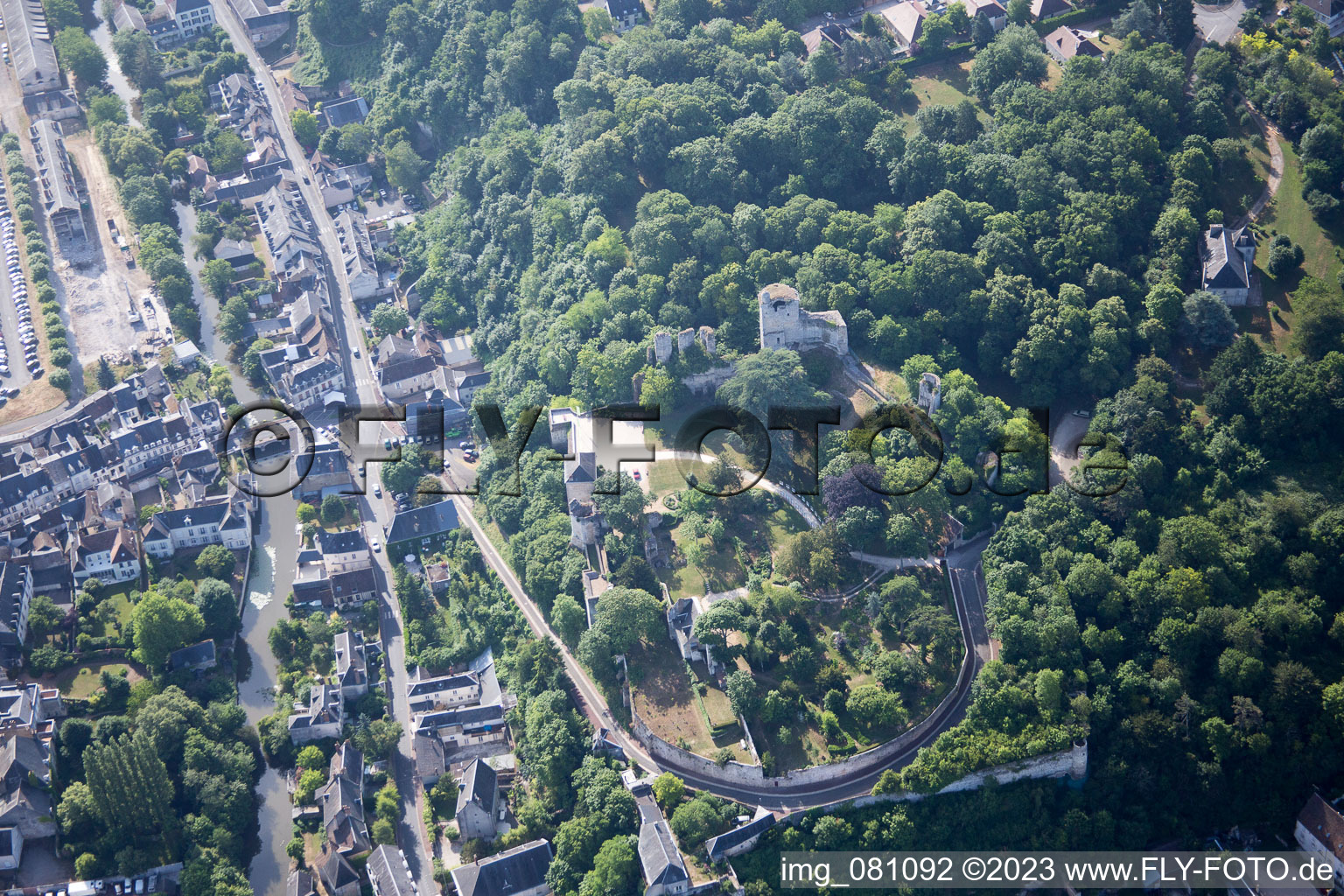 Vue oblique de Vendôme dans le département Loir et Cher, France