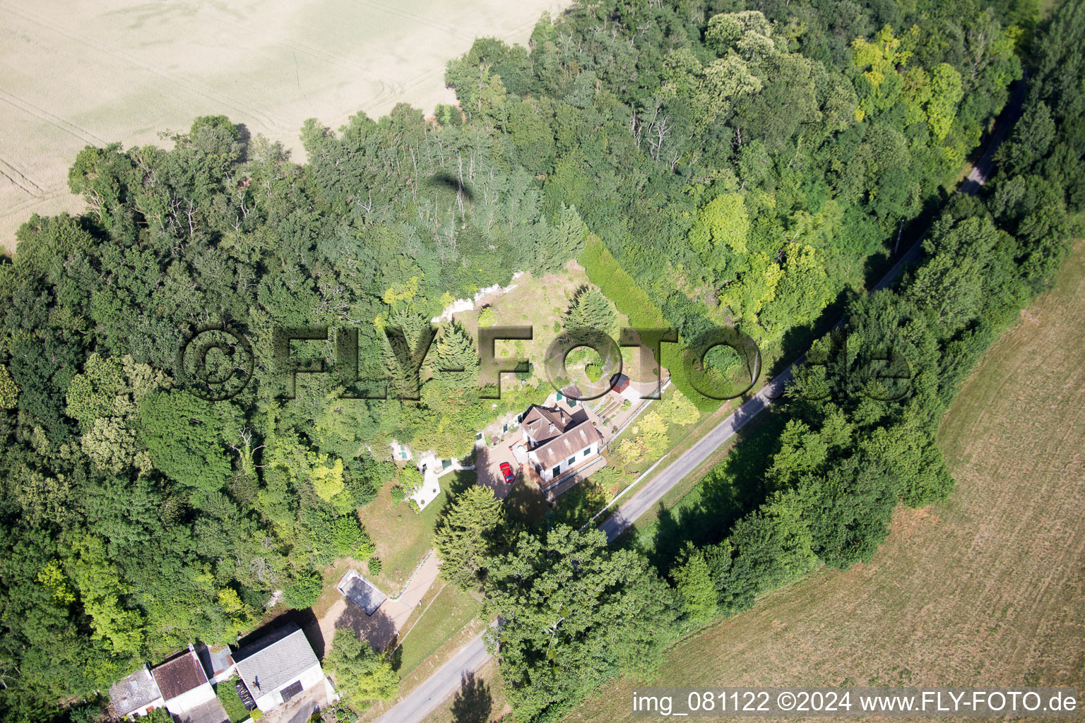 Vue oblique de Saint-Rimay dans le département Loir et Cher, France